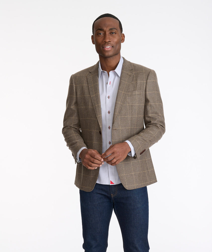 Model wearing a Grey Wool-Cashmere Diamond Hill Sport Coat - FINAL SALE