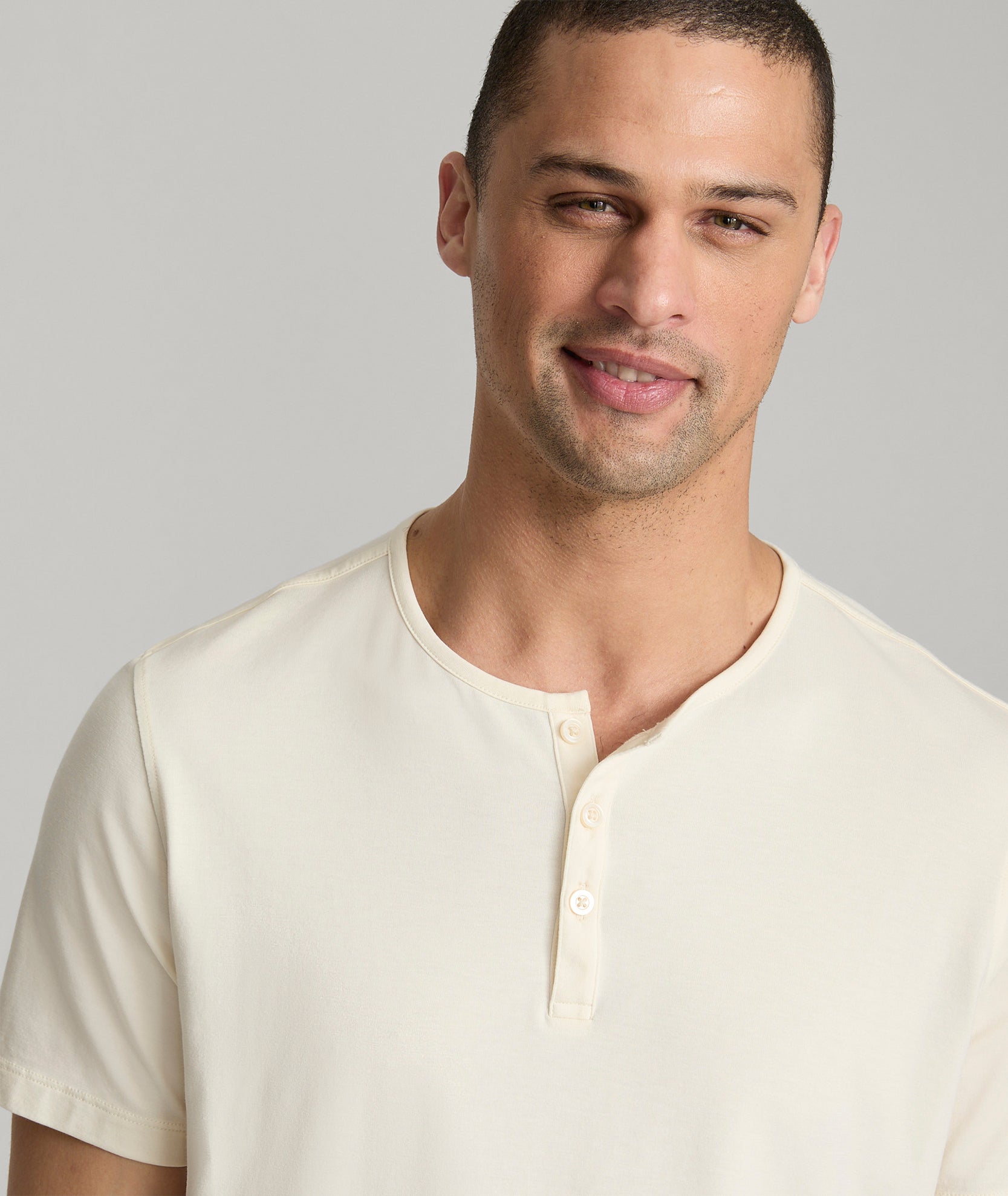 EcoSoft™ Short-Sleeve Henley Ecru | UNTUCKit UK