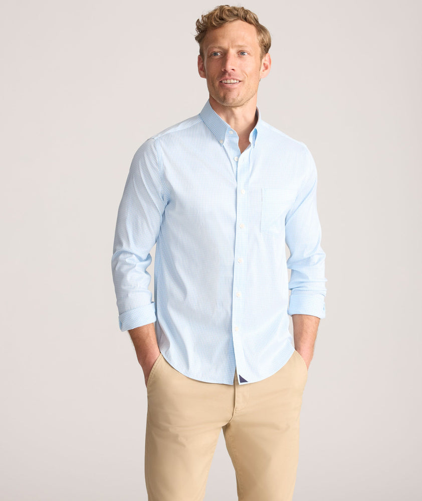 Model is wearing UNTUCKit CottonTek™ Harland Shirt. 