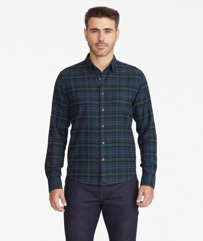Model wearing a Dark Green Flannel Vallone Shirt